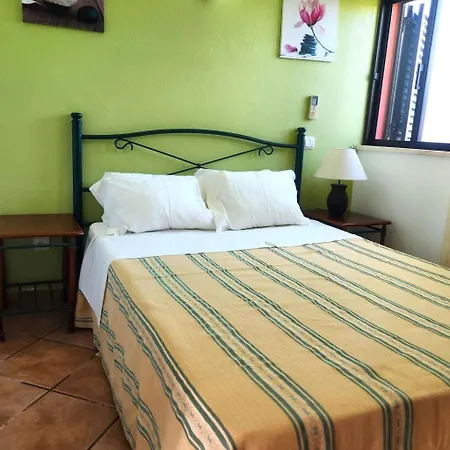 Casa Da Horta Ch3- Mit Einem Schlafzimmer- Garten By Interhome *